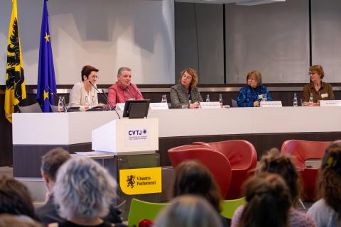 Voorstelling jaarverslag panelgesprek